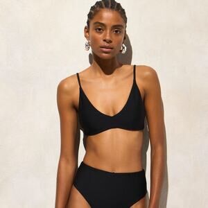 J.Crew Classic Sculpt Lana Bikini Top SZ S Black V-Neck Removable Pad Adjustable